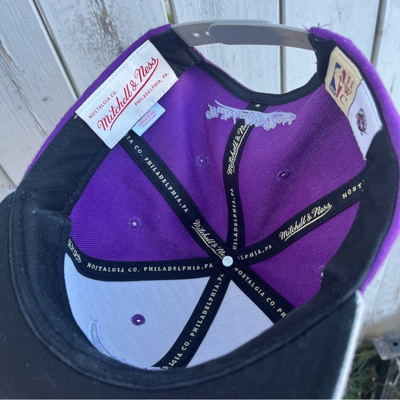 Toronto Raptors SnapBack Hat - Picture 7 of 7